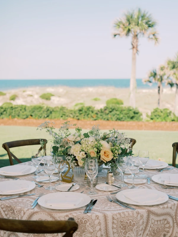 An Outdoor Wedding for Samantha and Ryan